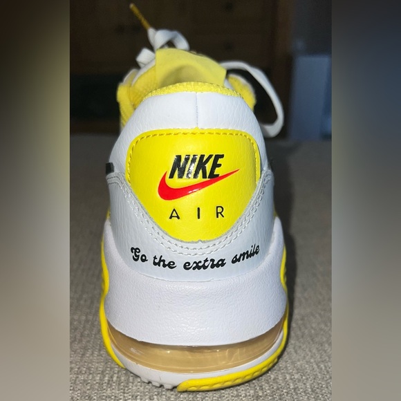 Women’s Nike shoes - Picture 3 of 3